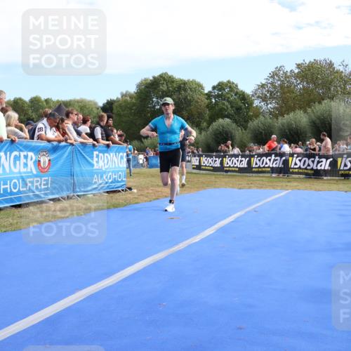 31.08.2025 - Elbe Triathlon Hamburg Strokosch-Dieckow http://msf.ph/oto/8654427 31.08.2025 11:36:43 Ziel 703, 848, 1013 meine-sportfotos.de