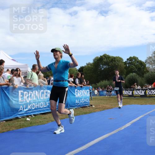 31.08.2025 - Elbe Triathlon Hamburg Strokosch-Dieckow http://msf.ph/oto/8654429 31.08.2025 11:36:44 Ziel 703, 848, 1013, 1217 meine-sportfotos.de