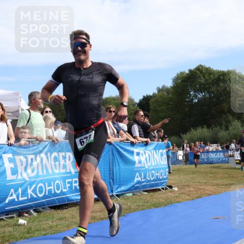 31.08.2025 - Elbe Triathlon Hamburg Strokosch-Dieckow http://msf.ph/oto/8654442 31.08.2025 11:37:00 Ziel 508, 530, 673, 786, 853, 884 meine-sportfotos.de