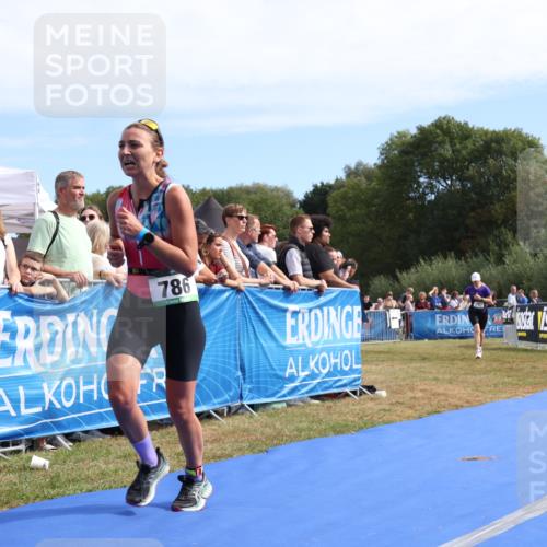 31.08.2025 - Elbe Triathlon Hamburg Strokosch-Dieckow http://msf.ph/oto/8654451 31.08.2025 11:37:08 Ziel 786, 797, 884 meine-sportfotos.de