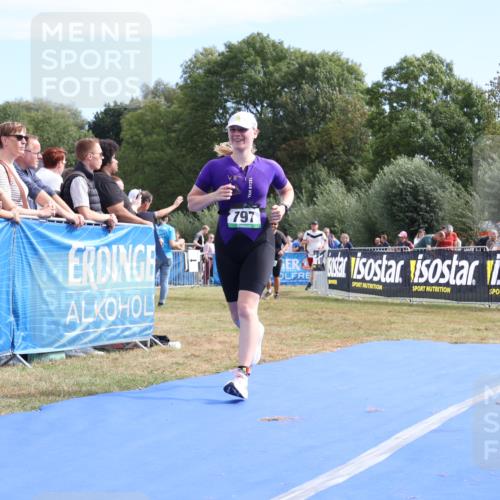 31.08.2025 - Elbe Triathlon Hamburg Strokosch-Dieckow http://msf.ph/oto/8654454 31.08.2025 11:37:12 Ziel 786, 797, 1125 meine-sportfotos.de