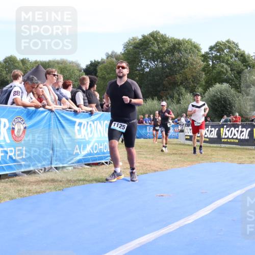 31.08.2025 - Elbe Triathlon Hamburg Strokosch-Dieckow http://msf.ph/oto/8654459 31.08.2025 11:37:18 Ziel 797, 866, 1125, 1242, 1329 meine-sportfotos.de