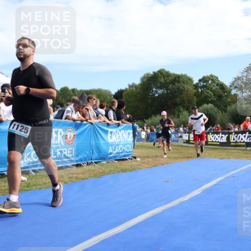 31.08.2025 - Elbe Triathlon Hamburg Strokosch-Dieckow http://msf.ph/oto/8654463 31.08.2025 11:37:20 Ziel 866, 1125, 1242, 1329, 1352 meine-sportfotos.de