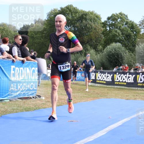 31.08.2025 - Elbe Triathlon Hamburg Strokosch-Dieckow http://msf.ph/oto/8654465 31.08.2025 11:37:26 Ziel 866, 1242, 1261, 1329, 1352 meine-sportfotos.de