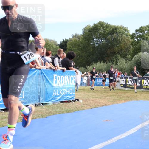31.08.2025 - Elbe Triathlon Hamburg Strokosch-Dieckow http://msf.ph/oto/8654478 31.08.2025 11:37:34 Ziel 432, 524, 785, 821, 1236, 1261, 1352 meine-sportfotos.de