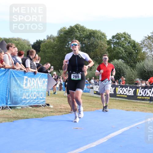 31.08.2025 - Elbe Triathlon Hamburg Strokosch-Dieckow http://msf.ph/oto/8654483 31.08.2025 11:37:41 Ziel 432, 524, 785, 821, 1231, 1236 meine-sportfotos.de