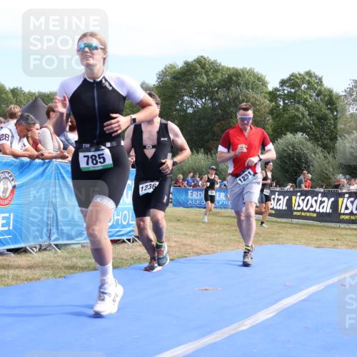 31.08.2025 - Elbe Triathlon Hamburg Strokosch-Dieckow http://msf.ph/oto/8654486 31.08.2025 11:37:42 Ziel 432, 524, 785, 821, 1231, 1236, 1312 meine-sportfotos.de