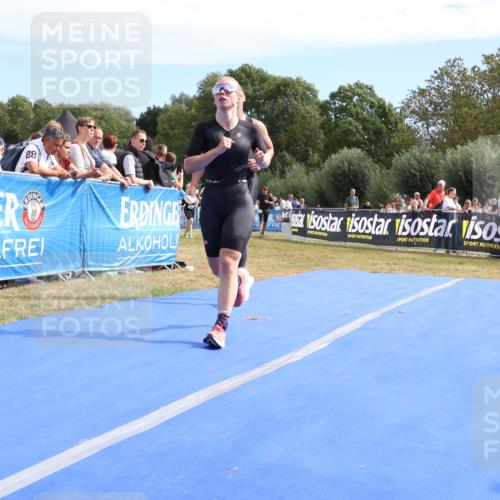 31.08.2025 - Elbe Triathlon Hamburg Strokosch-Dieckow http://msf.ph/oto/8654494 31.08.2025 11:37:58 Ziel 744, 815, 1147 meine-sportfotos.de