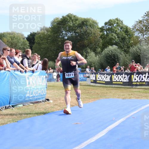 31.08.2025 - Elbe Triathlon Hamburg Strokosch-Dieckow http://msf.ph/oto/8654530 31.08.2025 11:38:45 Ziel 1011 meine-sportfotos.de