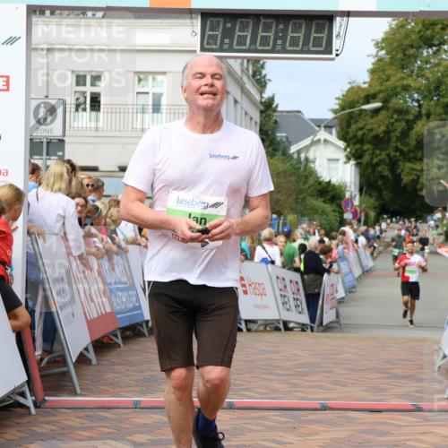 31.08.2025 - 21. Blankeneser Heldenlauf Strokosch-Dieckow http://msf.ph/oto/8654544 31.08.2025 11:03:35 Ziel 3625, 3644 meine-sportfotos.de
