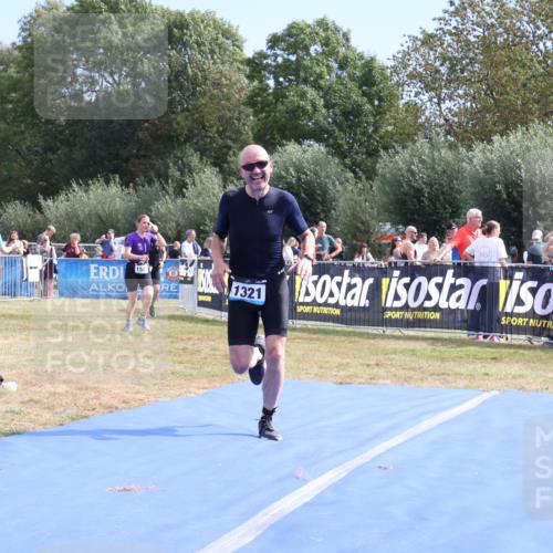 31.08.2025 - Elbe Triathlon Hamburg Strokosch-Dieckow http://msf.ph/oto/8654547 31.08.2025 11:38:57 Ziel 774, 1321 meine-sportfotos.de