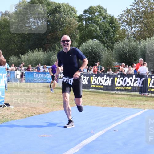31.08.2025 - Elbe Triathlon Hamburg Strokosch-Dieckow http://msf.ph/oto/8654549 31.08.2025 11:38:57 Ziel 774, 1321 meine-sportfotos.de