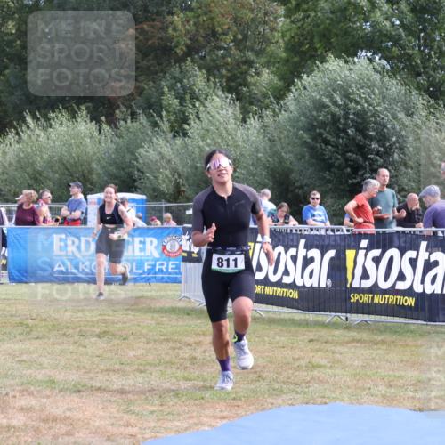 31.08.2025 - Elbe Triathlon Hamburg Strokosch-Dieckow http://msf.ph/oto/8654576 31.08.2025 11:39:41 Ziel 796, 811 meine-sportfotos.de
