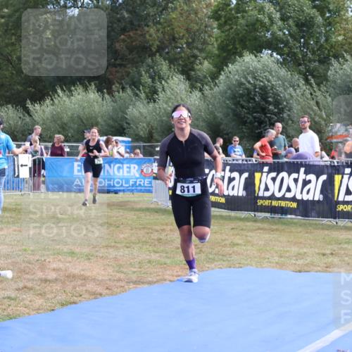 31.08.2025 - Elbe Triathlon Hamburg Strokosch-Dieckow http://msf.ph/oto/8654577 31.08.2025 11:39:41 Ziel 796, 811 meine-sportfotos.de