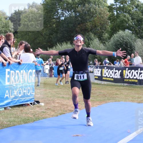 31.08.2025 - Elbe Triathlon Hamburg Strokosch-Dieckow http://msf.ph/oto/8654580 31.08.2025 11:39:42 Ziel 796, 811 meine-sportfotos.de