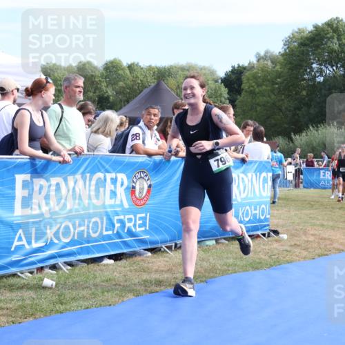 31.08.2025 - Elbe Triathlon Hamburg Strokosch-Dieckow http://msf.ph/oto/8654593 31.08.2025 11:39:48 Ziel 796, 820, 1204, 1326 meine-sportfotos.de