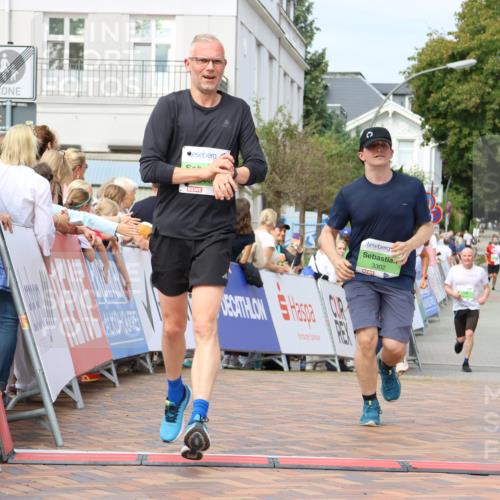 31.08.2025 - 21. Blankeneser Heldenlauf Strokosch-Dieckow http://msf.ph/oto/8654595 31.08.2025 11:03:26 Ziel 3625, 3675, 3446, 3373, 3302 meine-sportfotos.de