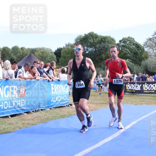 31.08.2025 - Elbe Triathlon Hamburg Strokosch-Dieckow http://msf.ph/oto/8654601 31.08.2025 11:39:54 Ziel 820, 850, 1201, 1204, 1326 meine-sportfotos.de