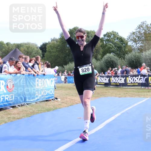 31.08.2025 - Elbe Triathlon Hamburg Strokosch-Dieckow http://msf.ph/oto/8654607 31.08.2025 11:39:57 Ziel 820, 850, 1201, 1204, 1326 meine-sportfotos.de