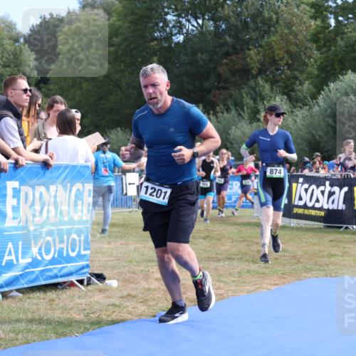 31.08.2025 - Elbe Triathlon Hamburg Strokosch-Dieckow http://msf.ph/oto/8654619 31.08.2025 11:40:02 Ziel 826, 850, 1201 meine-sportfotos.de