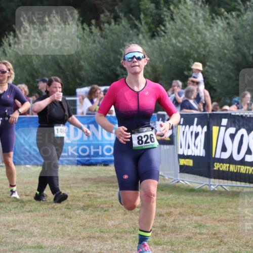 31.08.2025 - Elbe Triathlon Hamburg Strokosch-Dieckow http://msf.ph/oto/8654627 31.08.2025 11:40:07 Ziel 826, 1201 meine-sportfotos.de