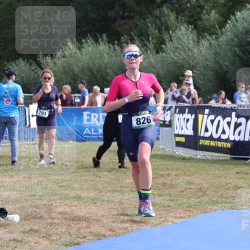31.08.2025 - Elbe Triathlon Hamburg Strokosch-Dieckow http://msf.ph/oto/8654628 31.08.2025 11:40:08 Ziel 826, 1201 meine-sportfotos.de