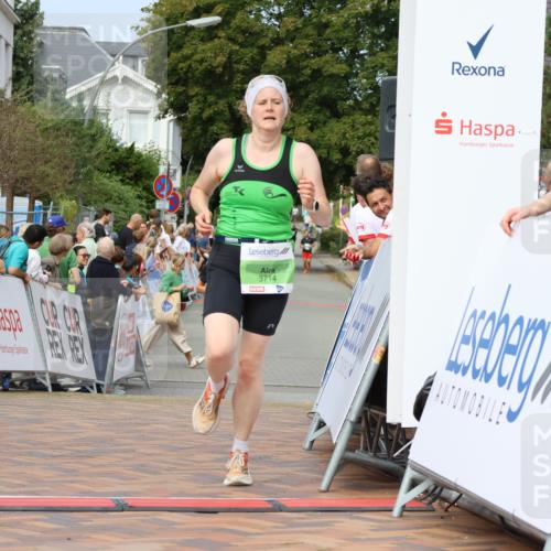 31.08.2025 - 21. Blankeneser Heldenlauf Strokosch-Dieckow http://msf.ph/oto/8654639 31.08.2025 11:02:42 Ziel 3487, 3714 meine-sportfotos.de