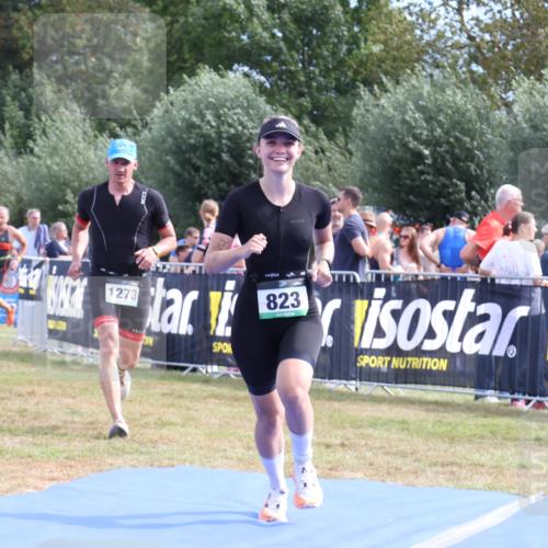 31.08.2025 - Elbe Triathlon Hamburg Strokosch-Dieckow http://msf.ph/oto/8654644 31.08.2025 11:40:27 Ziel 660, 823, 1273, 1310, 1379 meine-sportfotos.de