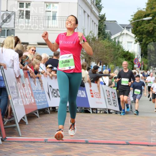 31.08.2025 - 21. Blankeneser Heldenlauf Strokosch-Dieckow http://msf.ph/oto/8654646 31.08.2025 11:03:22 Ziel 3675, 3446, 3373, 3302 meine-sportfotos.de