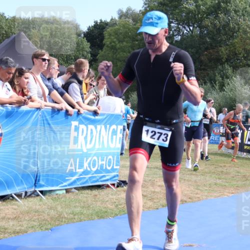 31.08.2025 - Elbe Triathlon Hamburg Strokosch-Dieckow http://msf.ph/oto/8654653 31.08.2025 11:40:30 Ziel 660, 823, 1273, 1310, 1379 meine-sportfotos.de