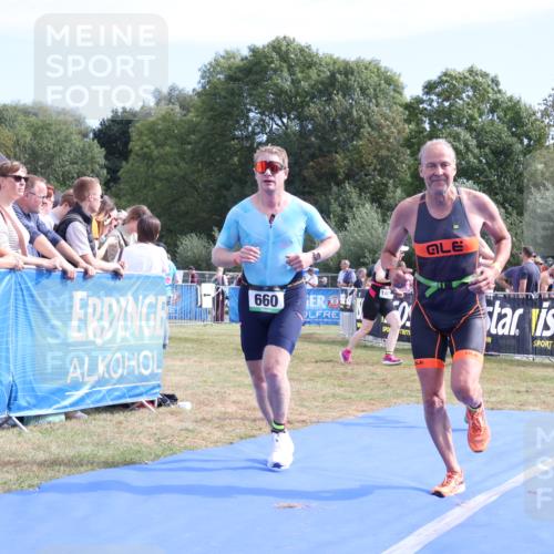 31.08.2025 - Elbe Triathlon Hamburg Strokosch-Dieckow http://msf.ph/oto/8654668 31.08.2025 11:40:33 Ziel 660, 823, 1273, 1310, 1379 meine-sportfotos.de
