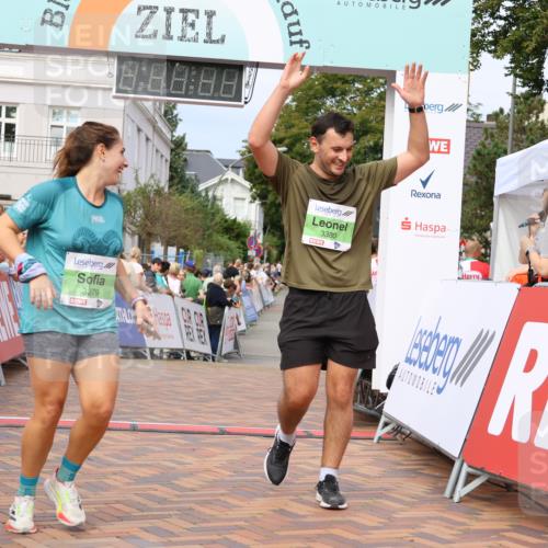 31.08.2025 - 21. Blankeneser Heldenlauf Strokosch-Dieckow http://msf.ph/oto/8654671 31.08.2025 11:02:34 Ziel 3380, 3379, 3135, 3136, 3406, 3727 meine-sportfotos.de