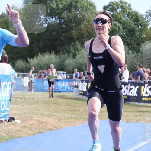 31.08.2025 - Elbe Triathlon Hamburg Strokosch-Dieckow http://msf.ph/oto/8654673 31.08.2025 11:40:35 Ziel 660, 745, 1273, 1310, 1379 meine-sportfotos.de