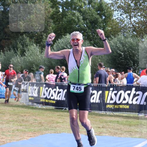 31.08.2025 - Elbe Triathlon Hamburg Strokosch-Dieckow http://msf.ph/oto/8654681 31.08.2025 11:40:42 Ziel 665, 745, 1137 meine-sportfotos.de