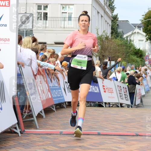 31.08.2025 - 21. Blankeneser Heldenlauf Strokosch-Dieckow http://msf.ph/oto/8654684 31.08.2025 11:03:18 Ziel 3675, 3373 meine-sportfotos.de