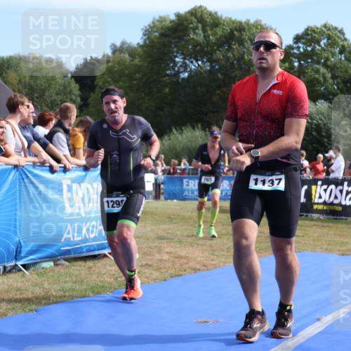 31.08.2025 - Elbe Triathlon Hamburg Strokosch-Dieckow http://msf.ph/oto/8654706 31.08.2025 11:40:51 Ziel 665, 765, 1137, 1298, 1599 meine-sportfotos.de