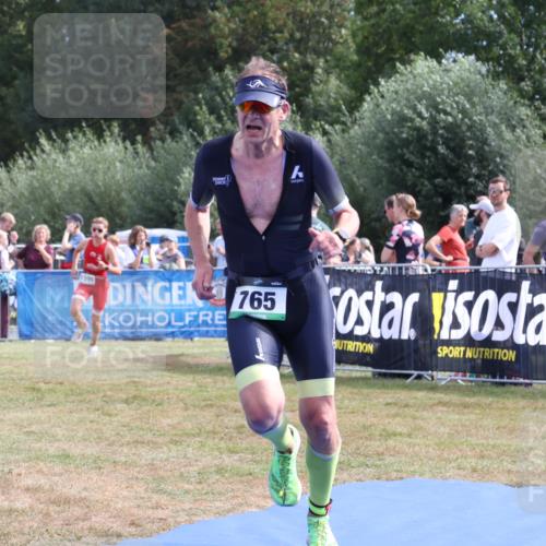 31.08.2025 - Elbe Triathlon Hamburg Strokosch-Dieckow http://msf.ph/oto/8654712 31.08.2025 11:40:53 Ziel 665, 765, 1137, 1298, 1599 meine-sportfotos.de