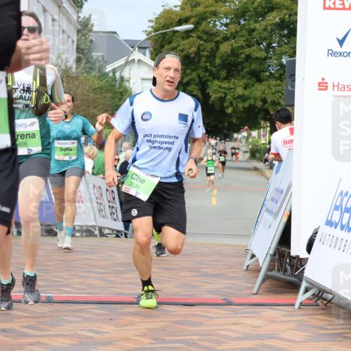 31.08.2025 - 21. Blankeneser Heldenlauf Strokosch-Dieckow http://msf.ph/oto/8654719 31.08.2025 11:02:31 Ziel 3380, 3379, 3135, 3136, 3406, 3727 meine-sportfotos.de