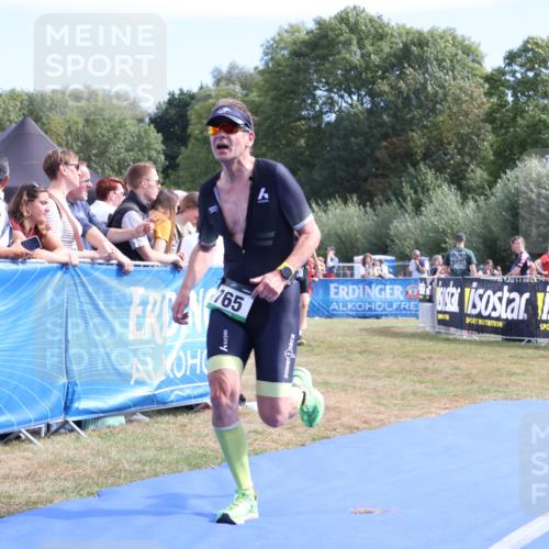 31.08.2025 - Elbe Triathlon Hamburg Strokosch-Dieckow http://msf.ph/oto/8654720 31.08.2025 11:40:54 Ziel 665, 765, 1137, 1298, 1599 meine-sportfotos.de