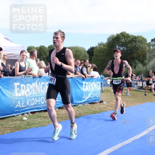 31.08.2025 - Elbe Triathlon Hamburg Strokosch-Dieckow http://msf.ph/oto/8654739 31.08.2025 11:41:10 Ziel 1161, 1280, 1601 meine-sportfotos.de