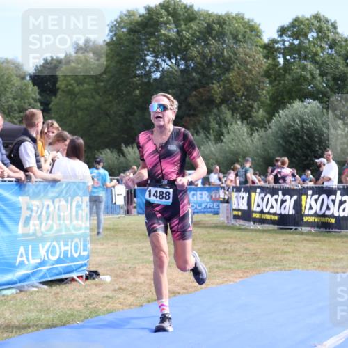 31.08.2025 - Elbe Triathlon Hamburg Strokosch-Dieckow http://msf.ph/oto/8654759 31.08.2025 11:41:26 Ziel 1488 meine-sportfotos.de