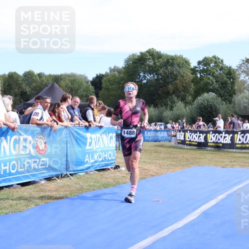 31.08.2025 - Elbe Triathlon Hamburg Strokosch-Dieckow http://msf.ph/oto/8654760 31.08.2025 11:41:26 Ziel 1488 meine-sportfotos.de