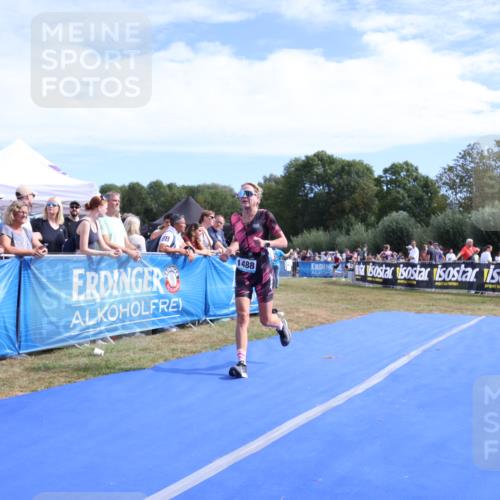 31.08.2025 - Elbe Triathlon Hamburg Strokosch-Dieckow http://msf.ph/oto/8654762 31.08.2025 11:41:26 Ziel 1488 meine-sportfotos.de
