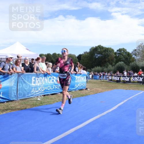 31.08.2025 - Elbe Triathlon Hamburg Strokosch-Dieckow http://msf.ph/oto/8654764 31.08.2025 11:41:27 Ziel 903, 1289, 1488 meine-sportfotos.de