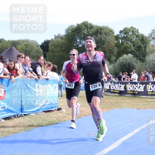 31.08.2025 - Elbe Triathlon Hamburg Strokosch-Dieckow http://msf.ph/oto/8654775 31.08.2025 11:41:35 Ziel 868, 903, 1252, 1289 meine-sportfotos.de