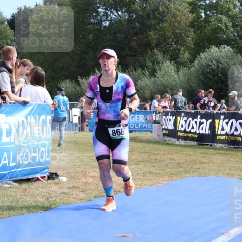 31.08.2025 - Elbe Triathlon Hamburg Strokosch-Dieckow http://msf.ph/oto/8654792 31.08.2025 11:41:42 Ziel 868, 1252 meine-sportfotos.de
