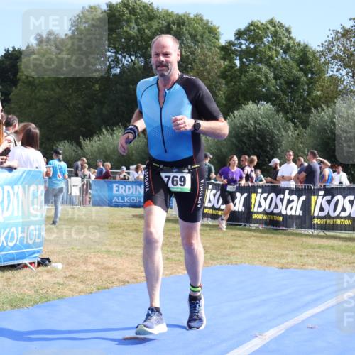 31.08.2025 - Elbe Triathlon Hamburg Strokosch-Dieckow http://msf.ph/oto/8654810 31.08.2025 11:41:54 Ziel 769 meine-sportfotos.de
