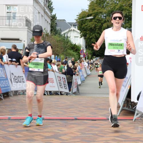 31.08.2025 - 21. Blankeneser Heldenlauf Strokosch-Dieckow http://msf.ph/oto/8654819 31.08.2025 11:02:15 Ziel 3587, 3172, 3180, 3700 meine-sportfotos.de