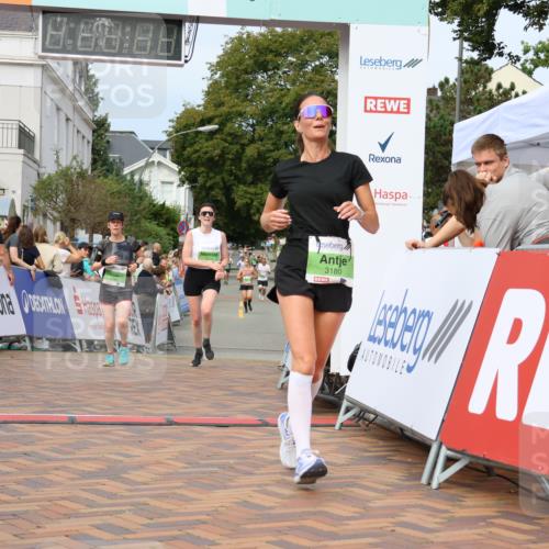31.08.2025 - 21. Blankeneser Heldenlauf Strokosch-Dieckow http://msf.ph/oto/8654845 31.08.2025 11:02:12 Ziel 3587, 3172, 3556, 3180, 3700 meine-sportfotos.de