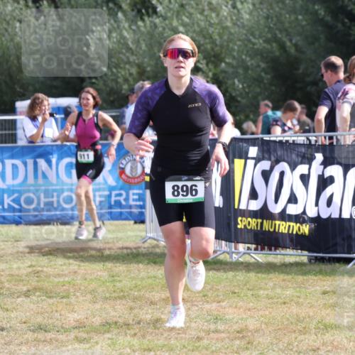 31.08.2025 - Elbe Triathlon Hamburg Strokosch-Dieckow http://msf.ph/oto/8654876 31.08.2025 11:42:52 Ziel 896, 911, 1122, 1318 meine-sportfotos.de